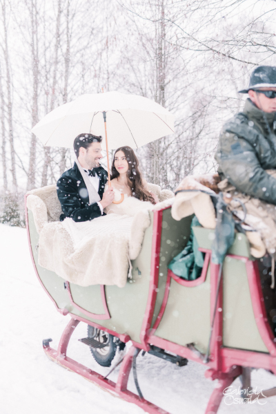 horse-drawn carriage ceremony entrance