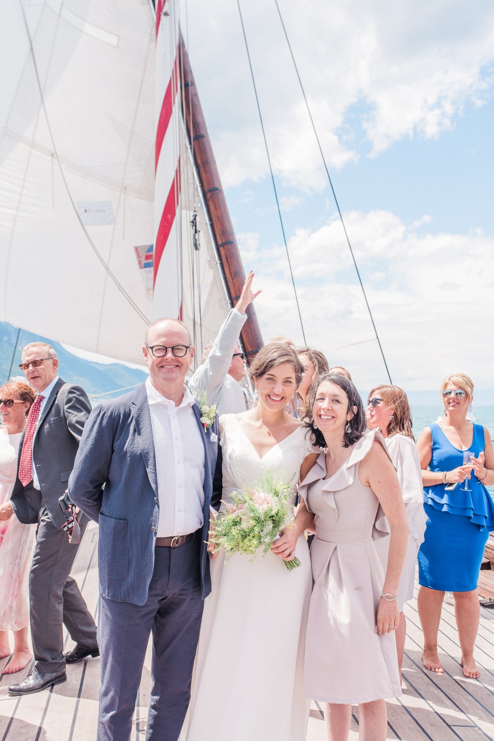 Cérémonie de mariage sur un bateau en Suisse