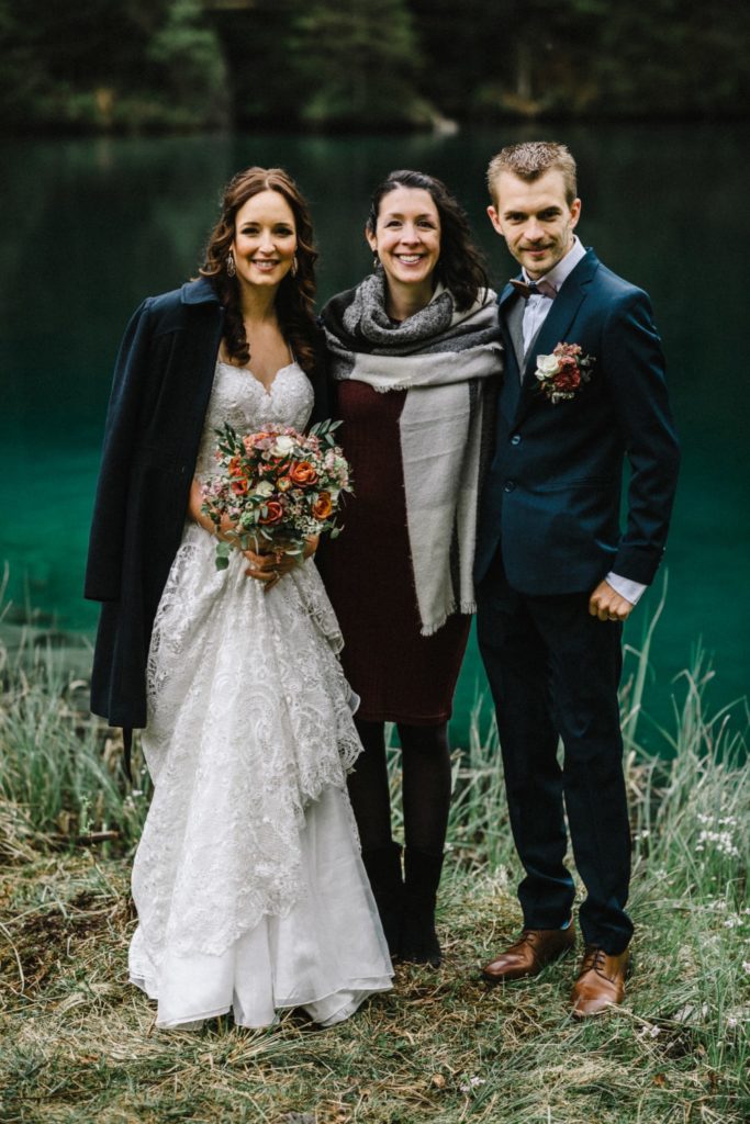 Couple with Marylin Rebelo after the intimate wedding ceremony in Blausee