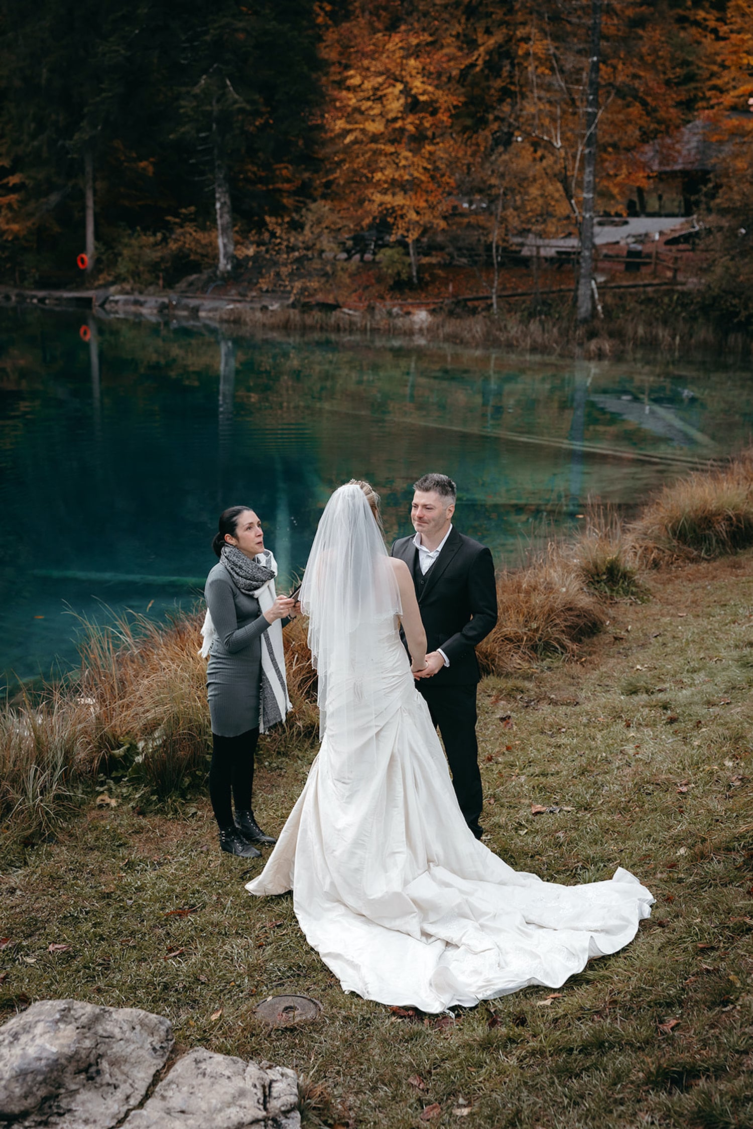 intimate elopement in blausee