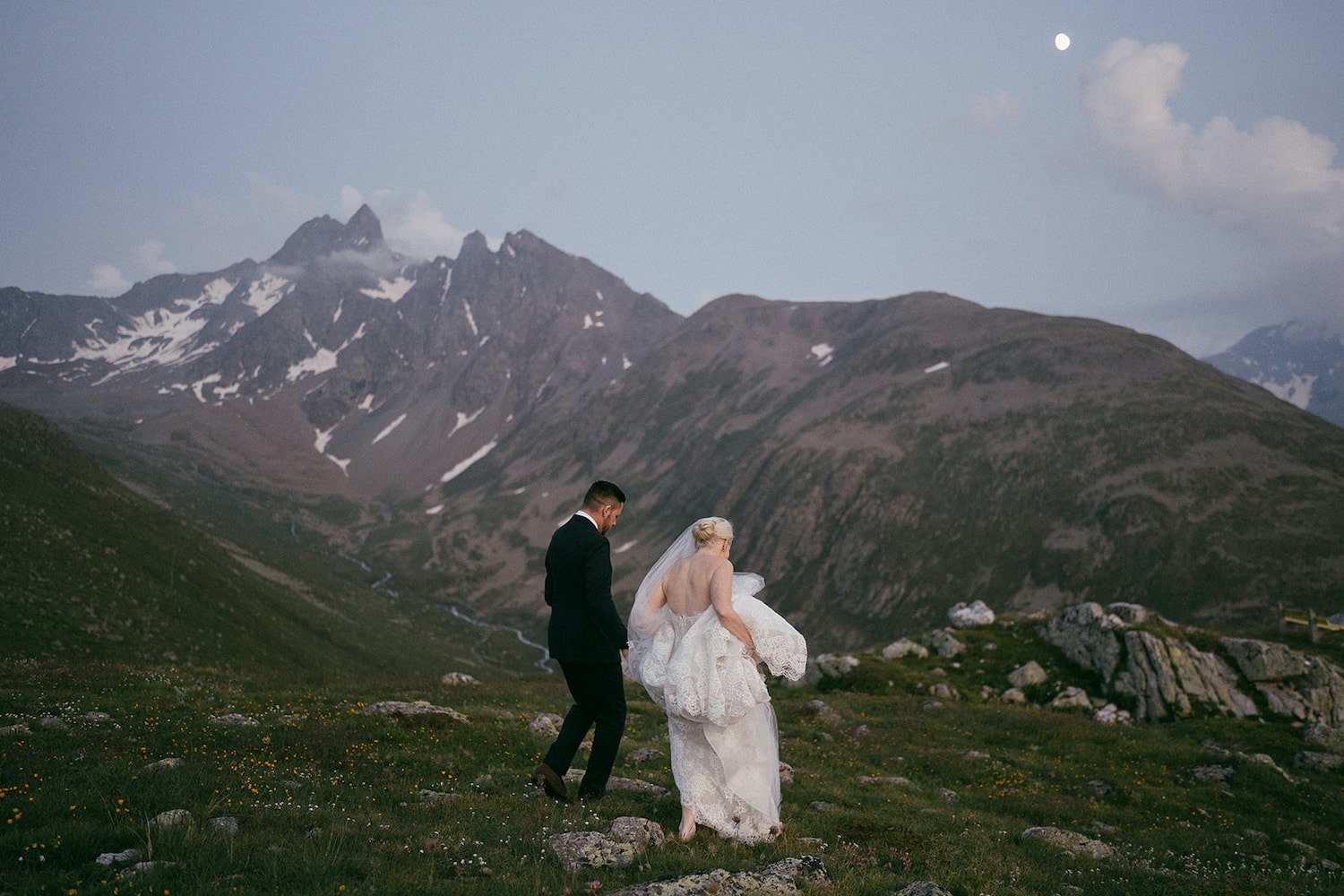 sunset mountain elopement