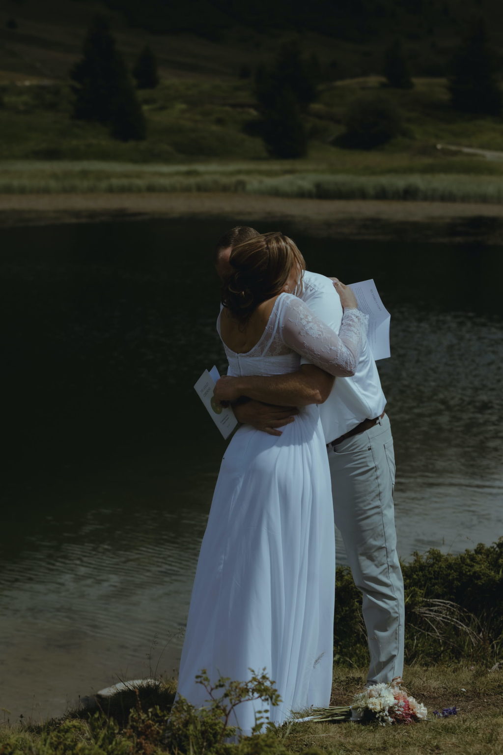 An intimate elopement ceremony in Switzerland